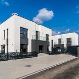 Otopeni, casa individuala, 5 camere, 2 parcari, mutare imediata, comision 0%